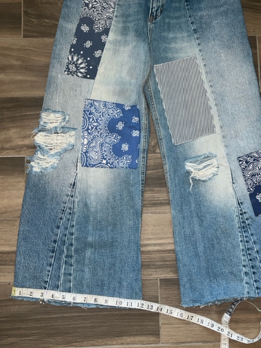 Free People Heart Of Gold Wide Leg Patch Jeans 29 - Picture 15 of 17